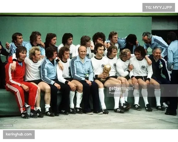 猎鹰与小马柏林交锋 NFL常规赛历史首度来到德国